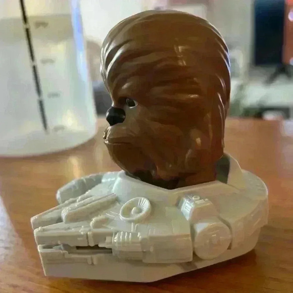 McDonalds Chewbacca toy - Picture 3 of 5